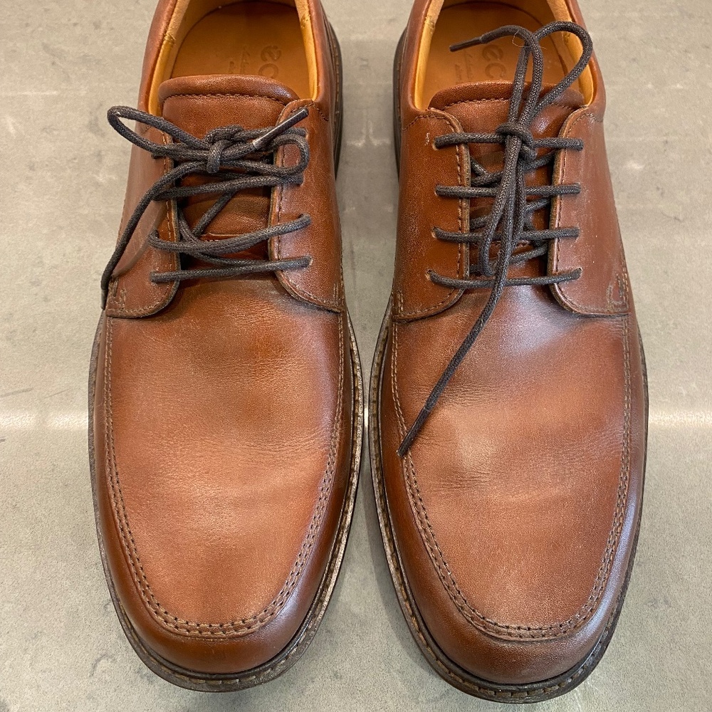 Ecco Men’s Lace Up Brown